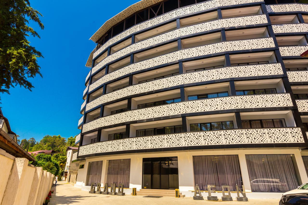 Hotel Grand Afon New Athos エクステリア 写真