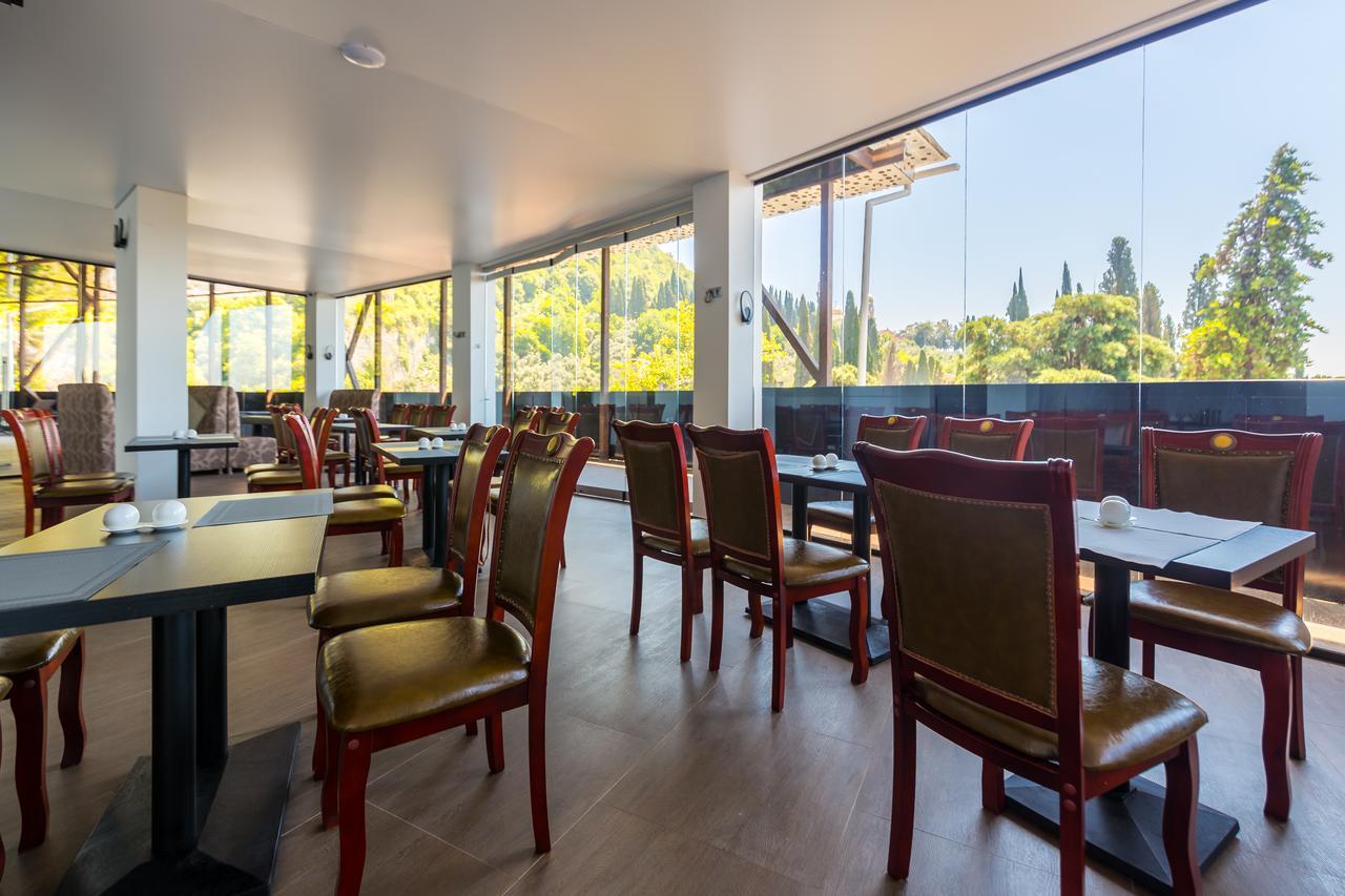 Hotel Grand Afon New Athos エクステリア 写真